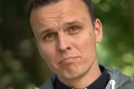 Ksiądz skomentował komunię w Sheratonie. Mówi o odlocie i księciuniach