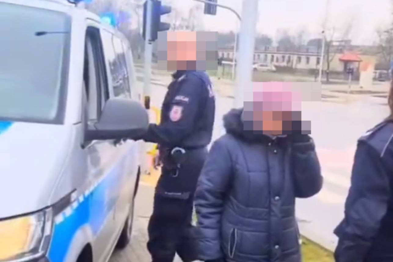Internet krytykuje policję, bo dali staruszce mandat. "Nie ma na jedzenie"