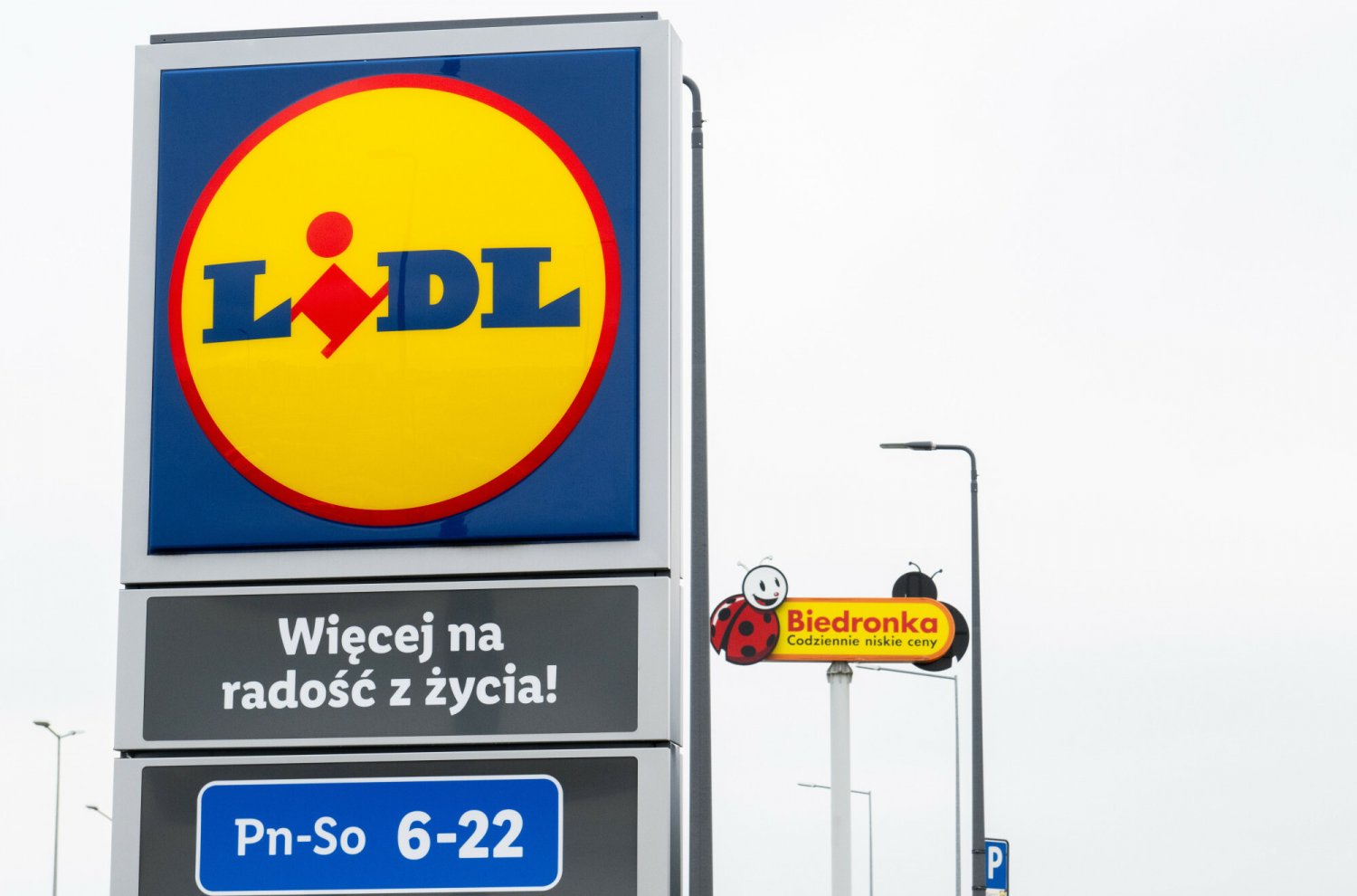 Lidl oferuje produkty żywnościowe w cenach nie zawierających podatku VAT w wysokości 5 procent.