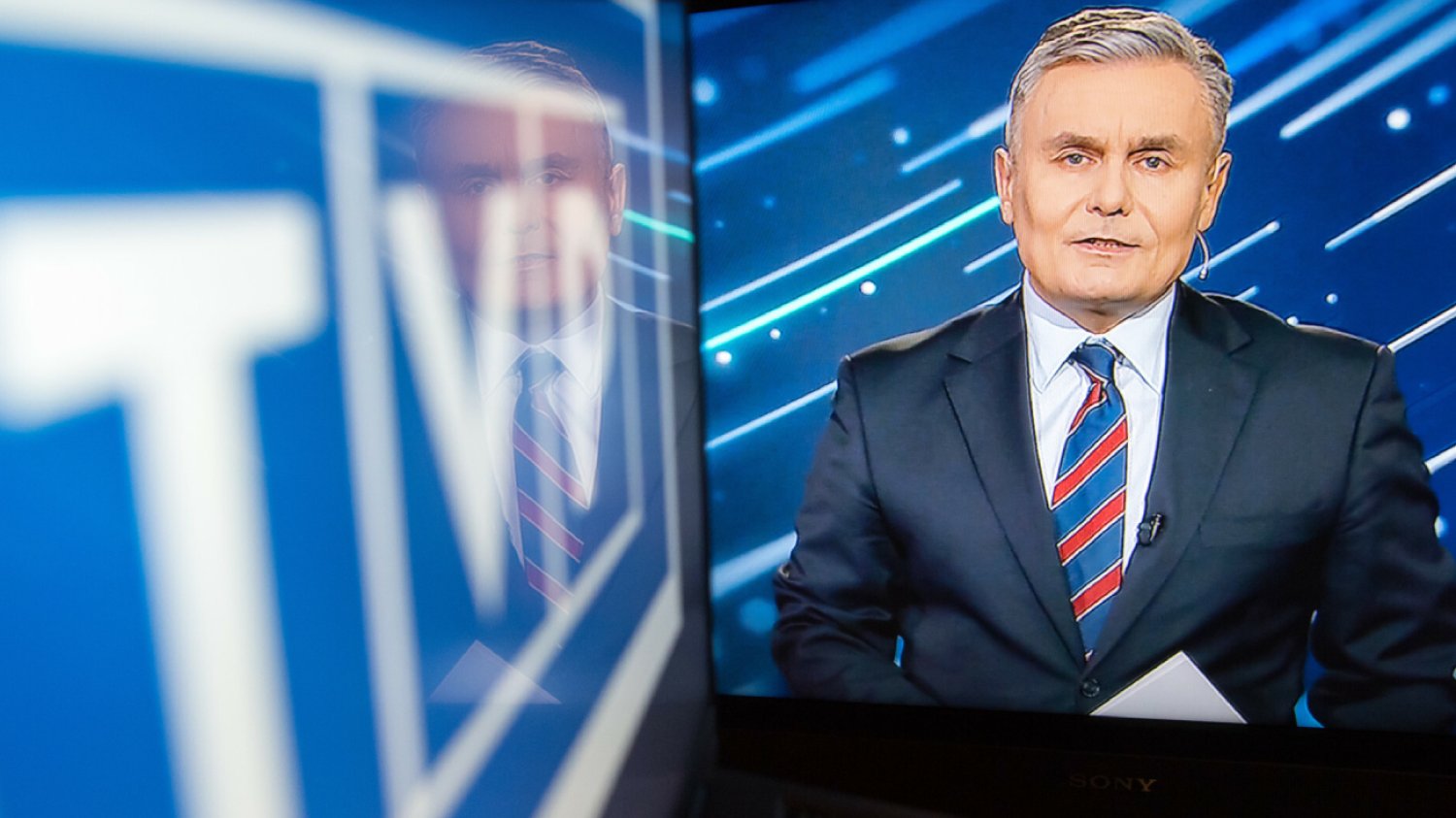 Pracownicy TVP żyją w strachu. Obawiają się, że nie dostaną wypłaty