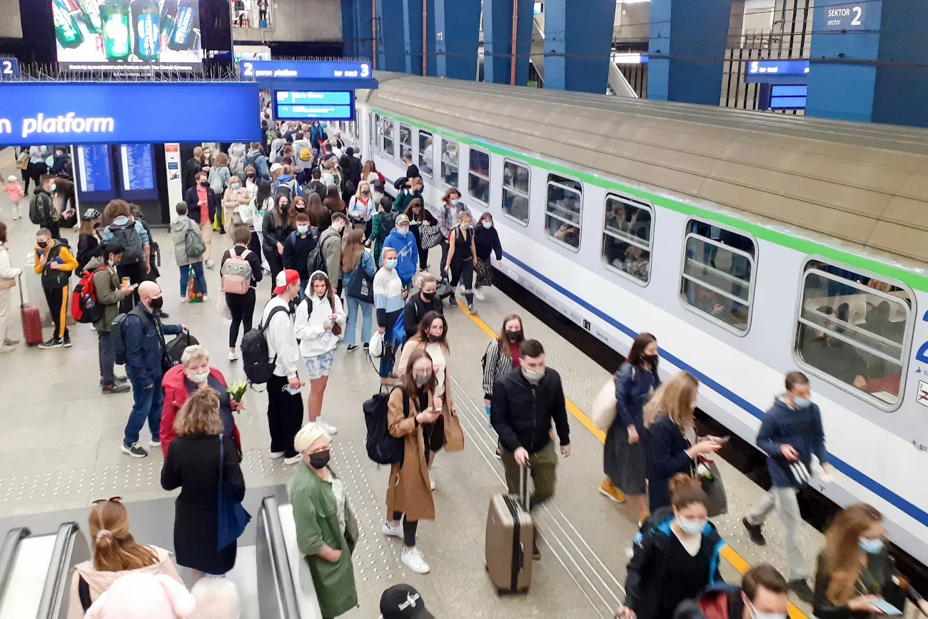 opóźnienia pociągów aktualne czy mój pociąg się spóźni gdzie jest pociąg