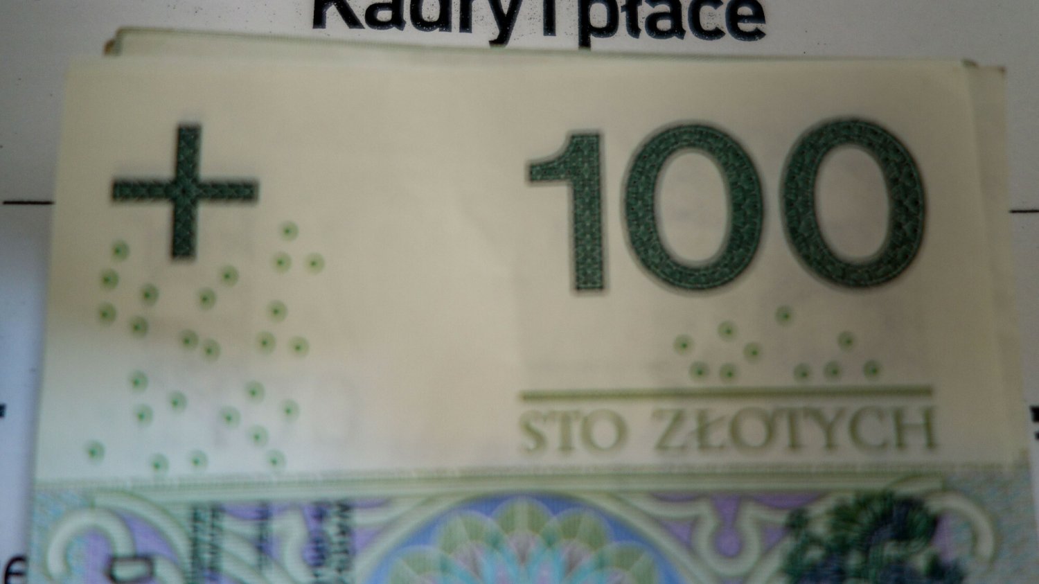 Kto może dostać nagrodę jubileuszową? I ile wynosi?