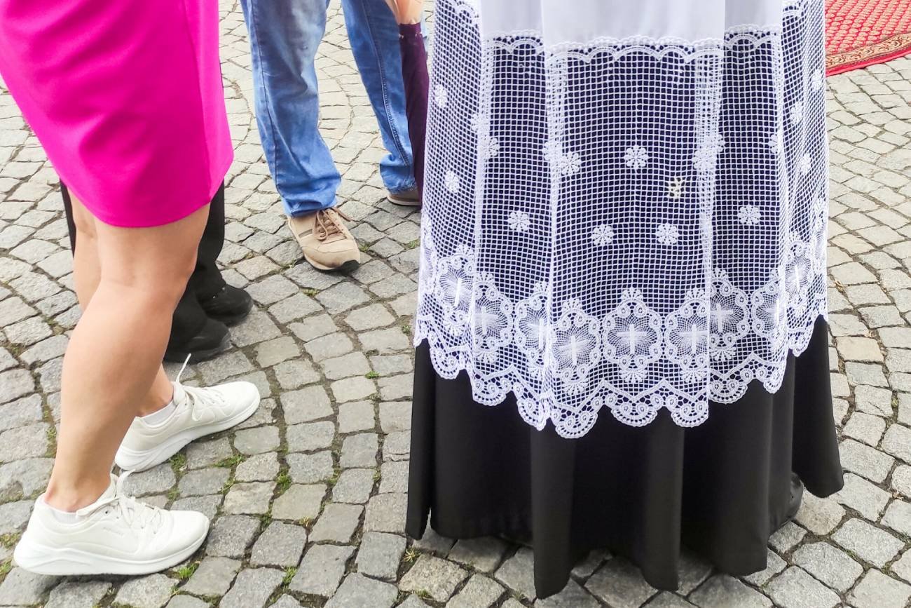 Żona powiedziała księdzu, że mąż ją bije. Dostała radę zgodną z religią