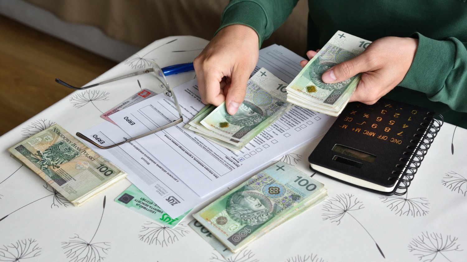 14 emerytura kiedy ile 2024 data termin wrzesień kto dostanie próg