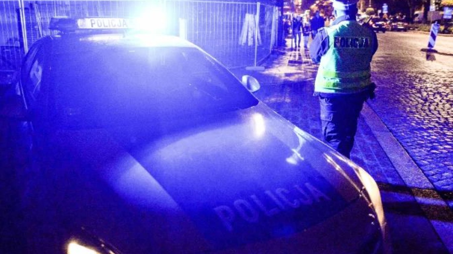 Na cmentarzu znaleziono kolejne ciało. Policja wyjaśnia sprawę.