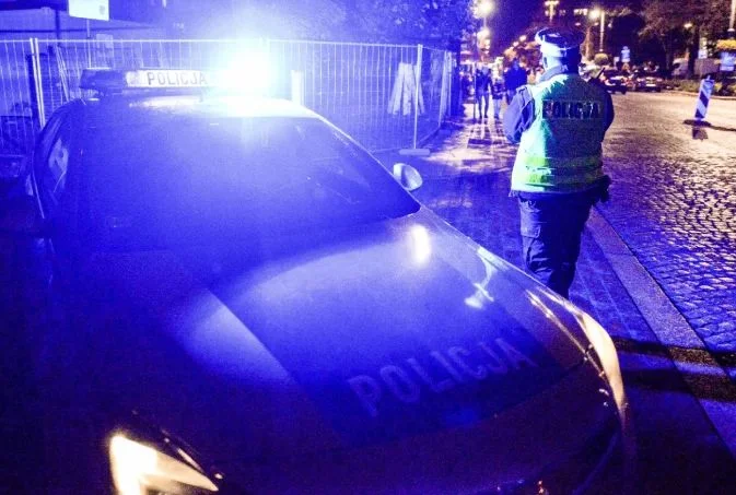 Na cmentarzu znaleziono kolejne ciało. Policja wyjaśnia sprawę.