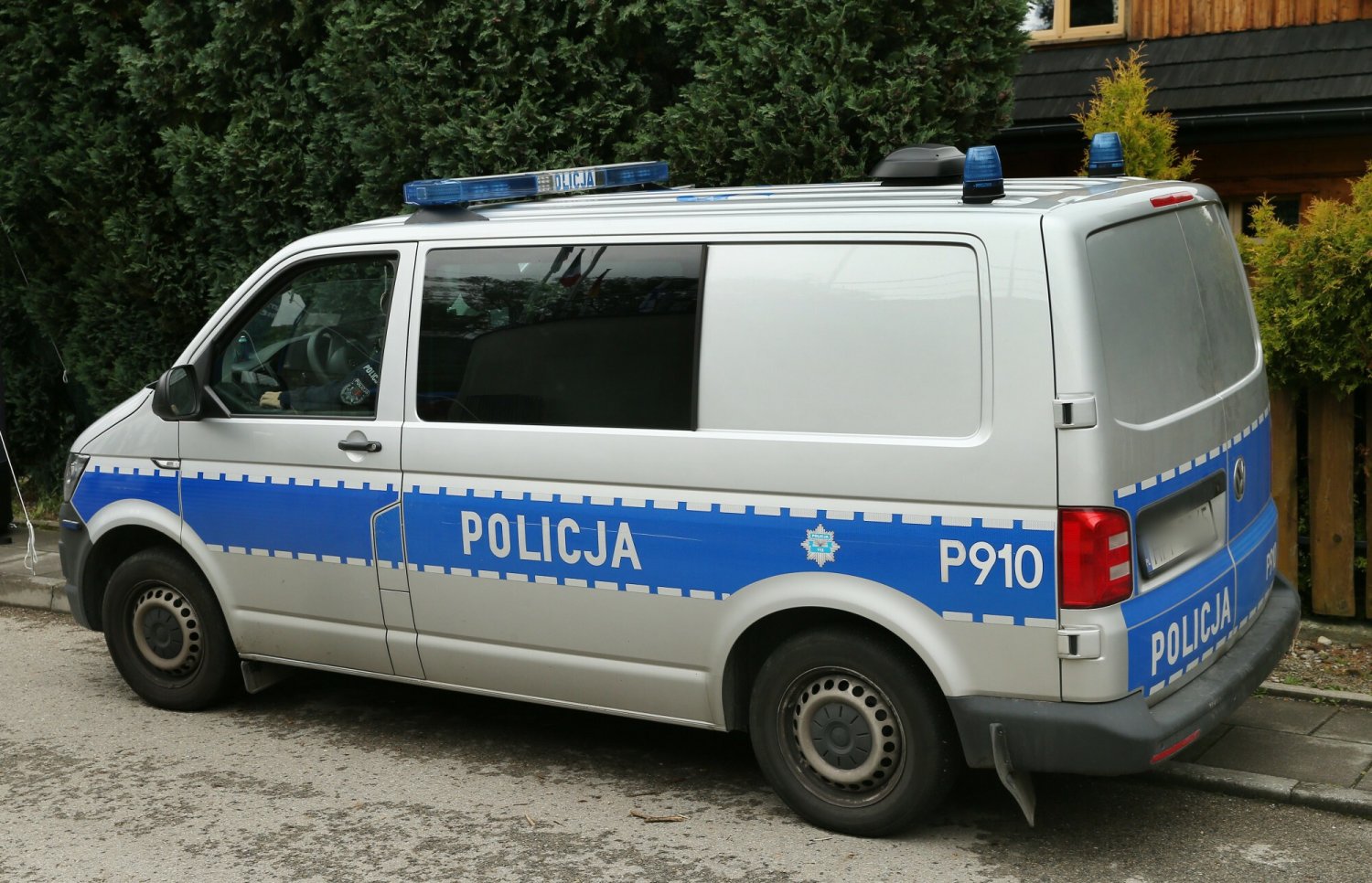 Policjanci w Toruniu odbywali służbę pod wpływem narkotyków.