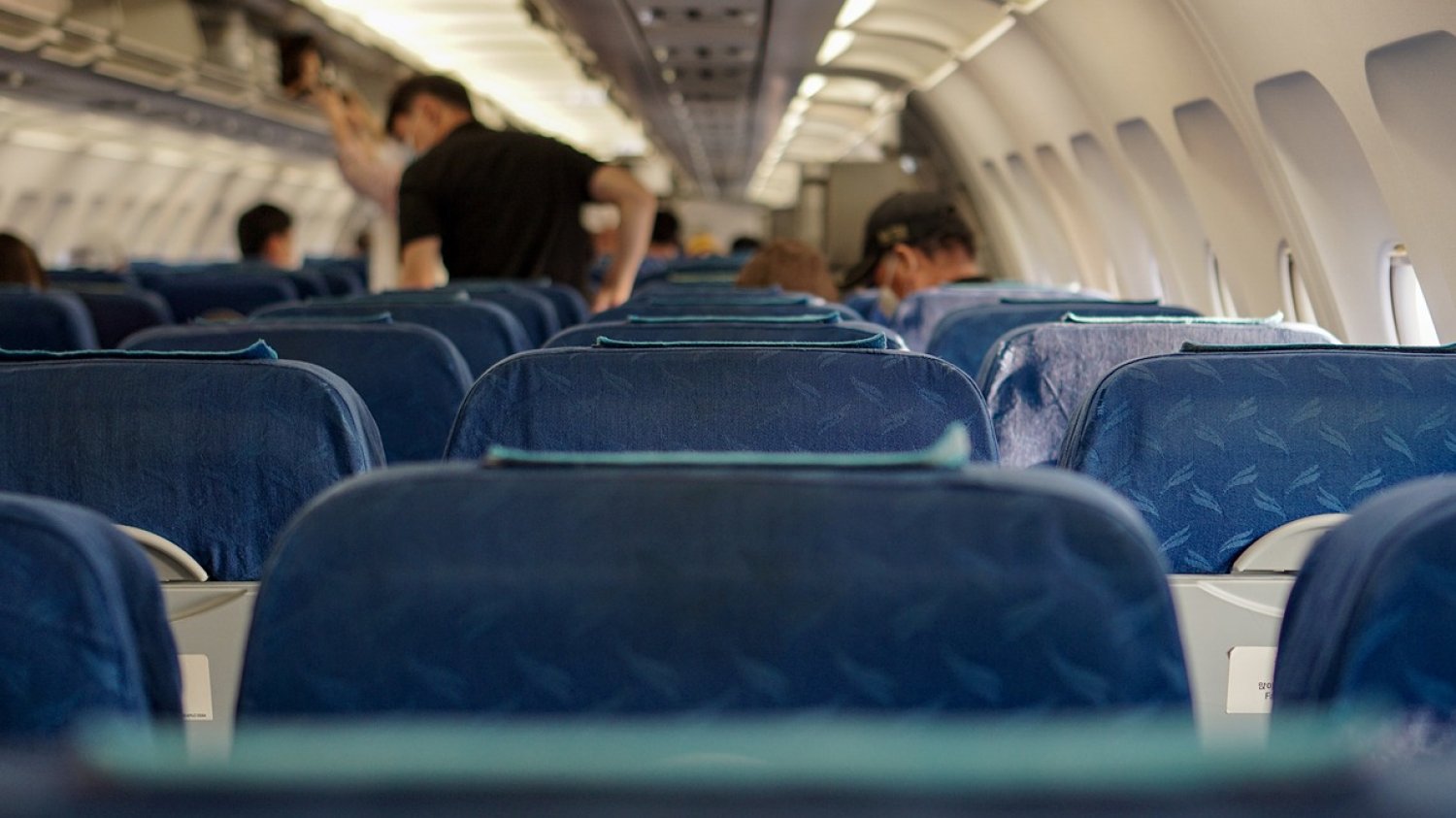 samolot losowy wybór miejsca dopłata za konkretne miejsce jak uniknąć środkowego fotela ryanair