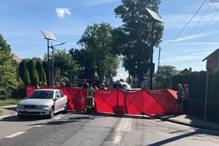 Tragiczna śmierć 16-latka na motorowerze. Był reanimowany prawie godzinę.