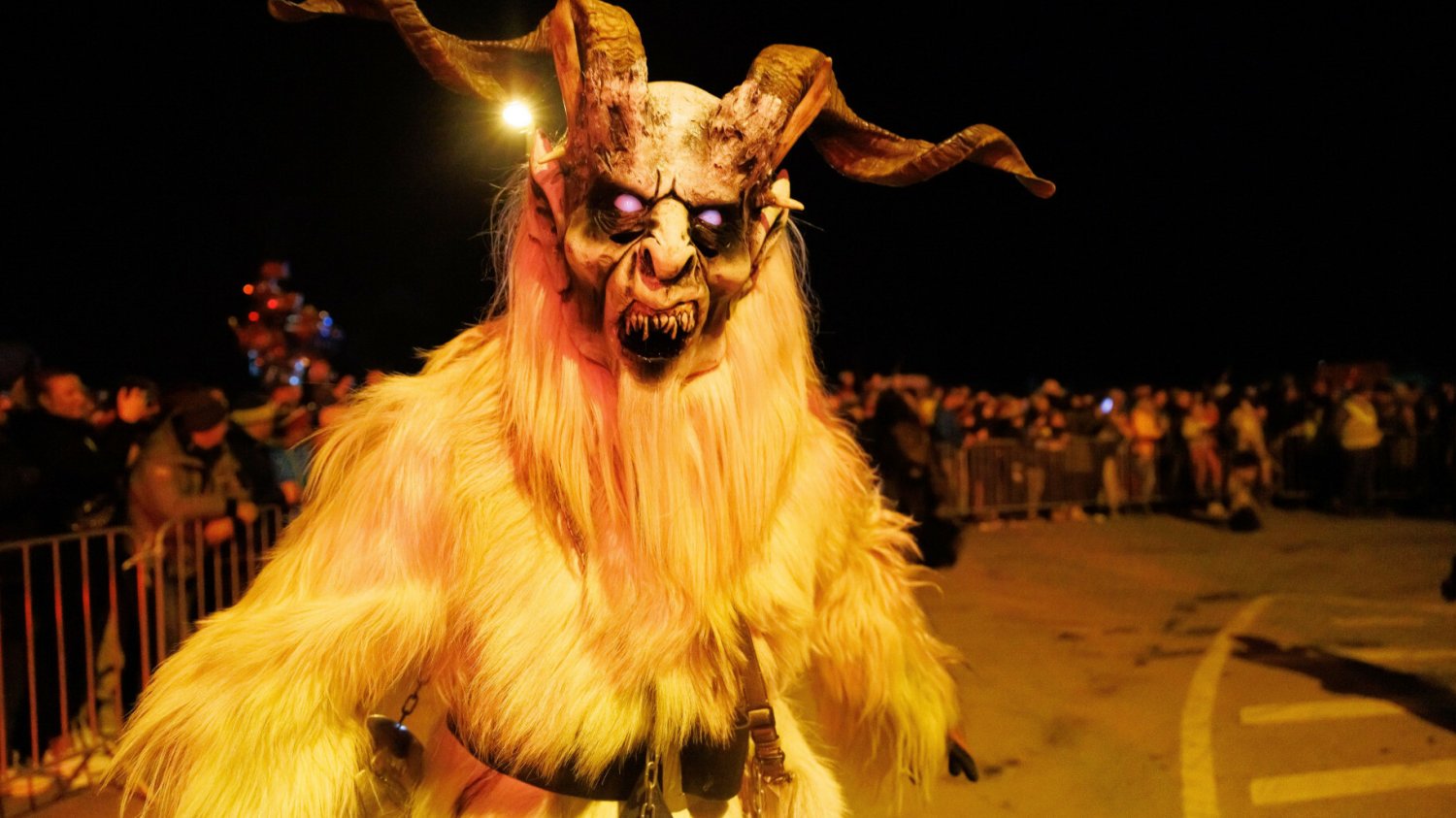 krampus co to jest św mikołaj niegrzeczne dzieci rogaty diabeł legenda historia skąd
