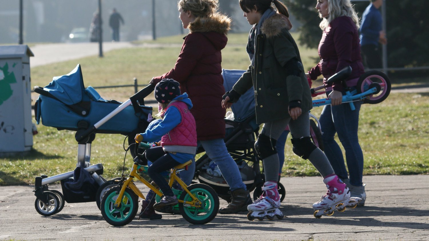 800 plus 800+ pieniądze wnioski do kiedy kto może kto straci nie dostanie lista 800 plus 800+ pieniądze wnioski do kiedy kto może kto straci nie dostanie lista