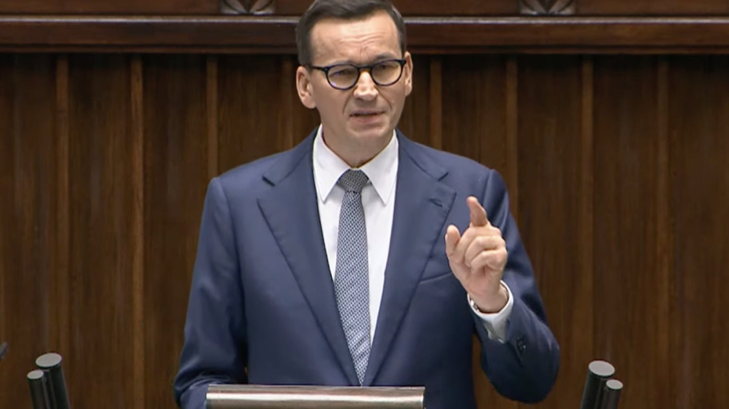 Exposé premiera Morawieckiego. Policja chroniła PiS na YouTube