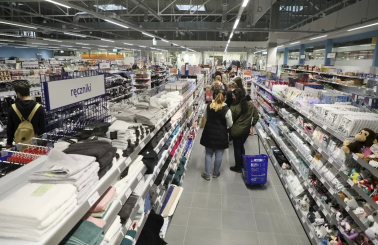 action promocje majówka przeceny taniej namiot ogrodowy
