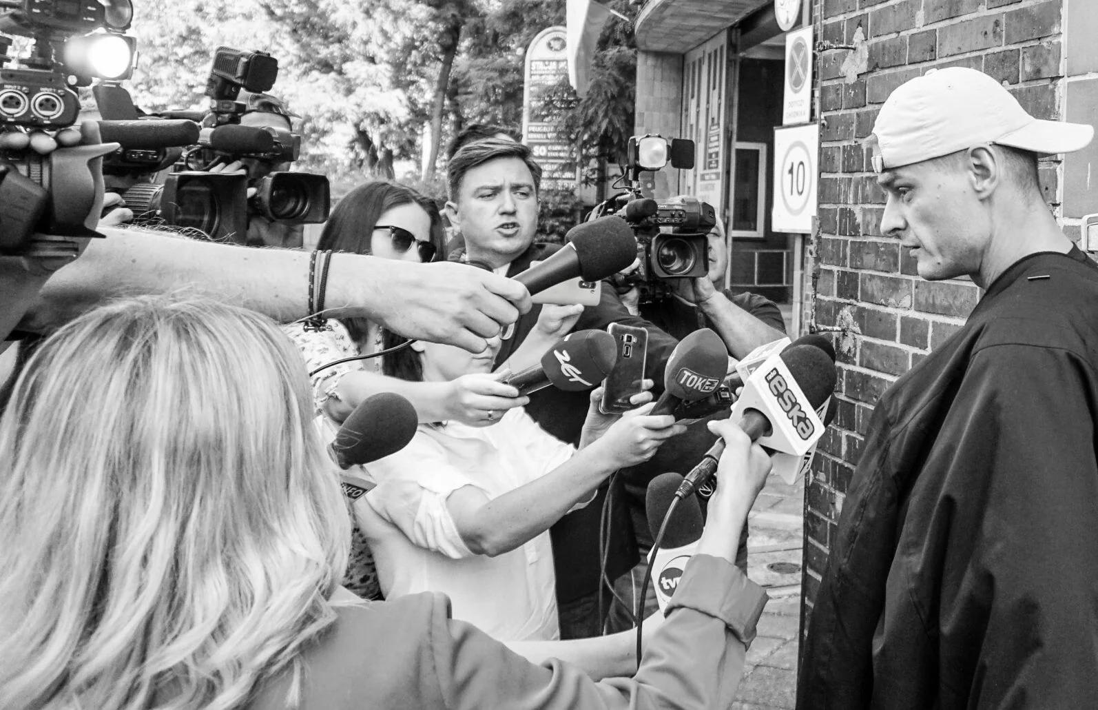 Brat Tomasza Komendy ujawnił jego ostatnią wolę. Znamy datę i miejsce pogrzebu.