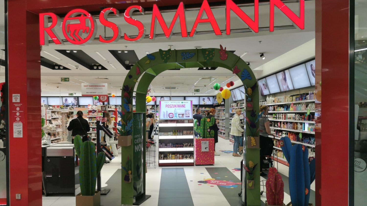 Rossmann oszalał z promocjami. Oto najnowsze okazje z gazetki sieci.