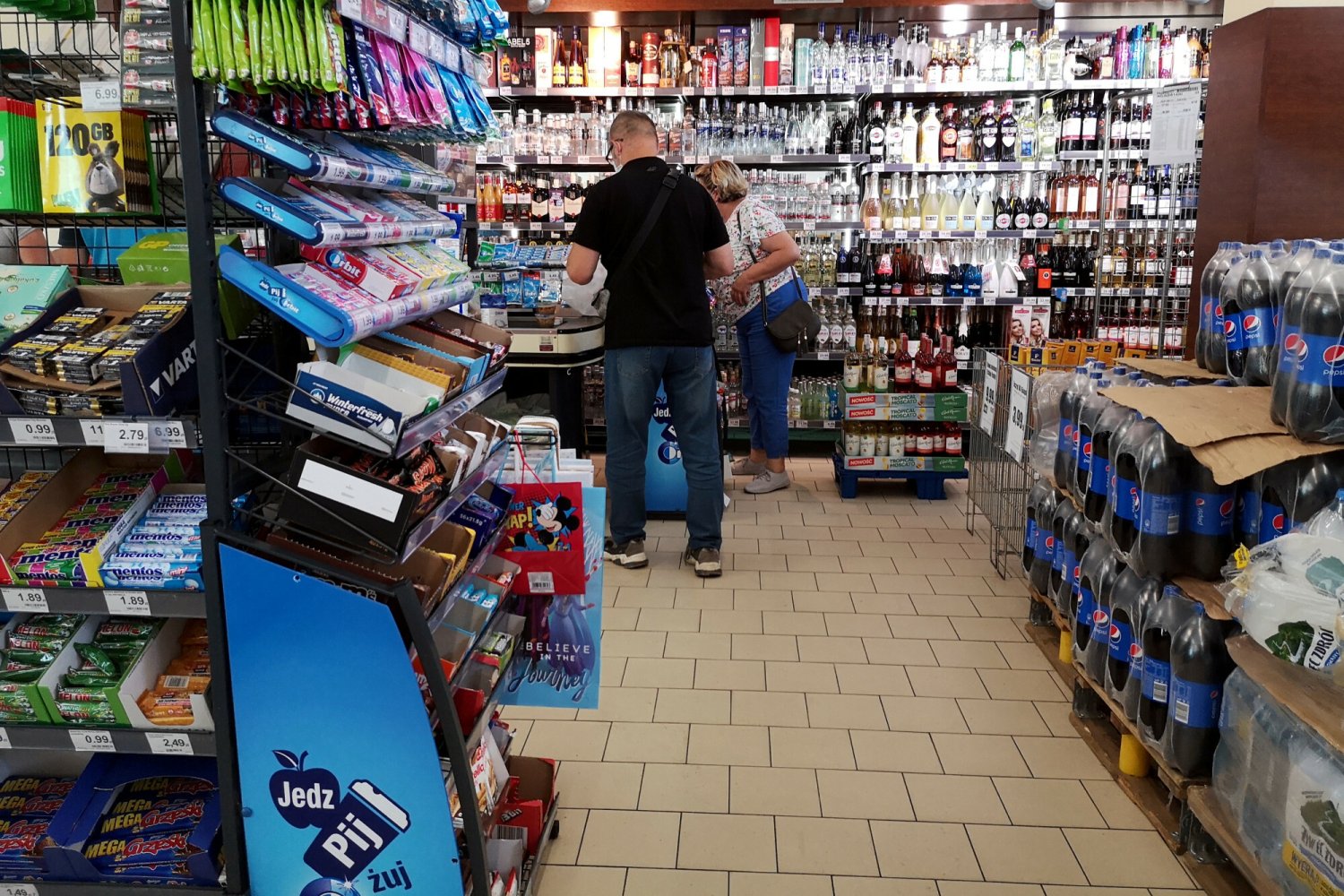 Dino ma już 2500 sklepów w Polsce. To sieć najbogatszego Polaka.