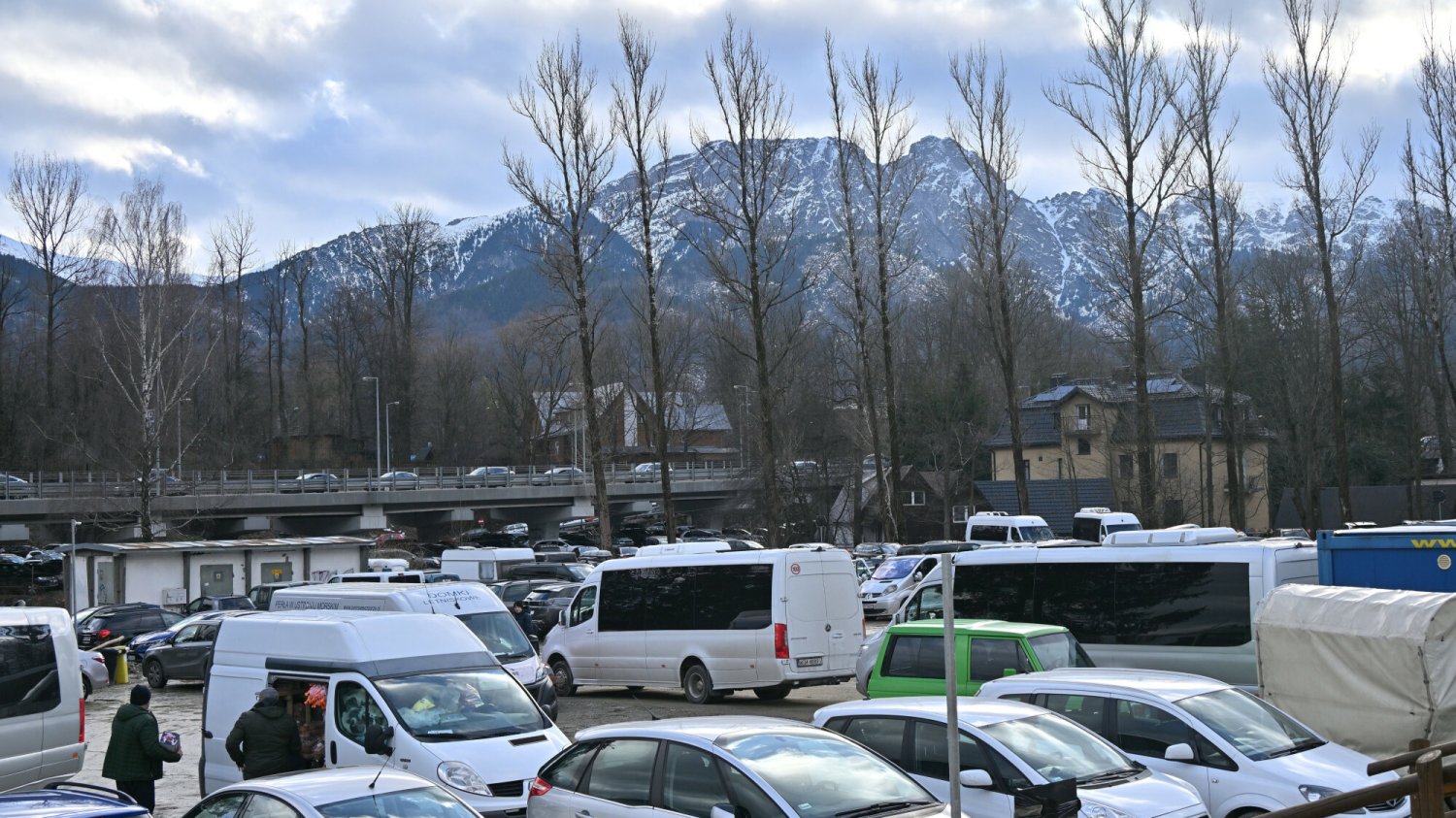 Ceny parkingu w Zakopanem zwalają z nóg.