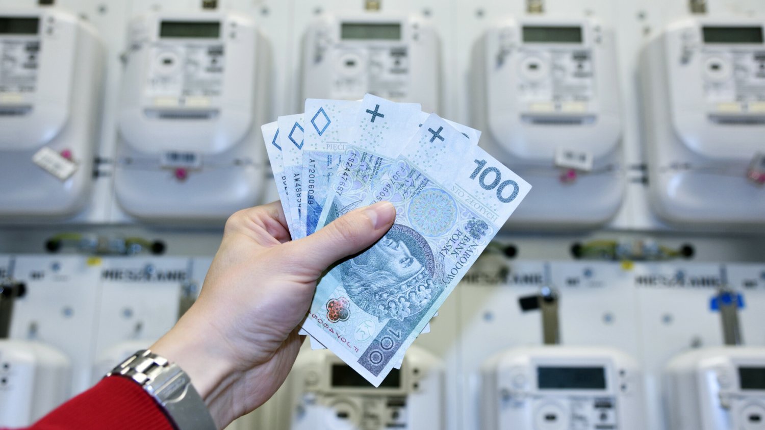 Nowy dodatek do energii elektrycznej rachunki prąd pieniądze pfron