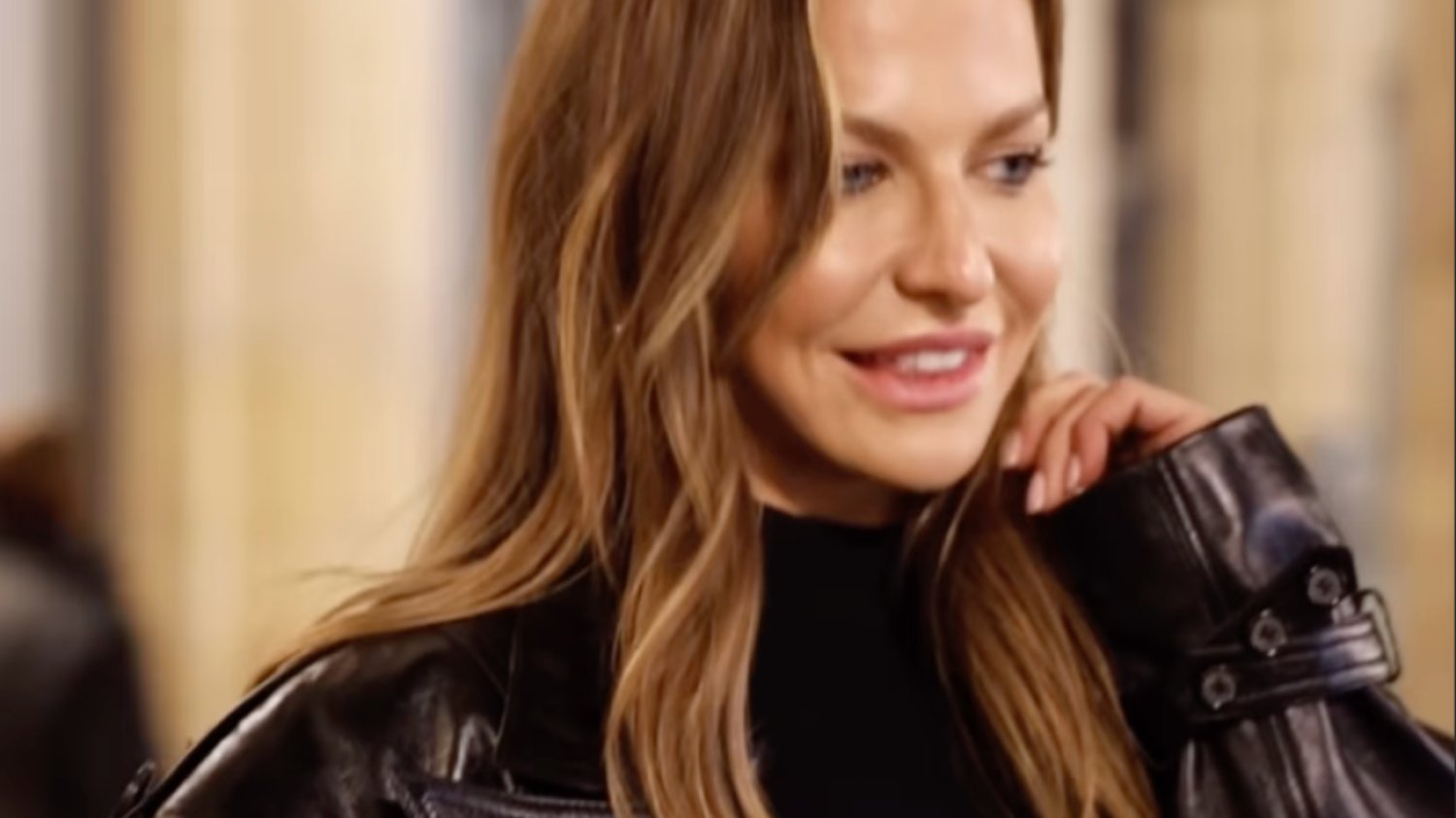 Ekspertka oceniła Lewandowską na Paris Fashion Week. Mówi o skandalu