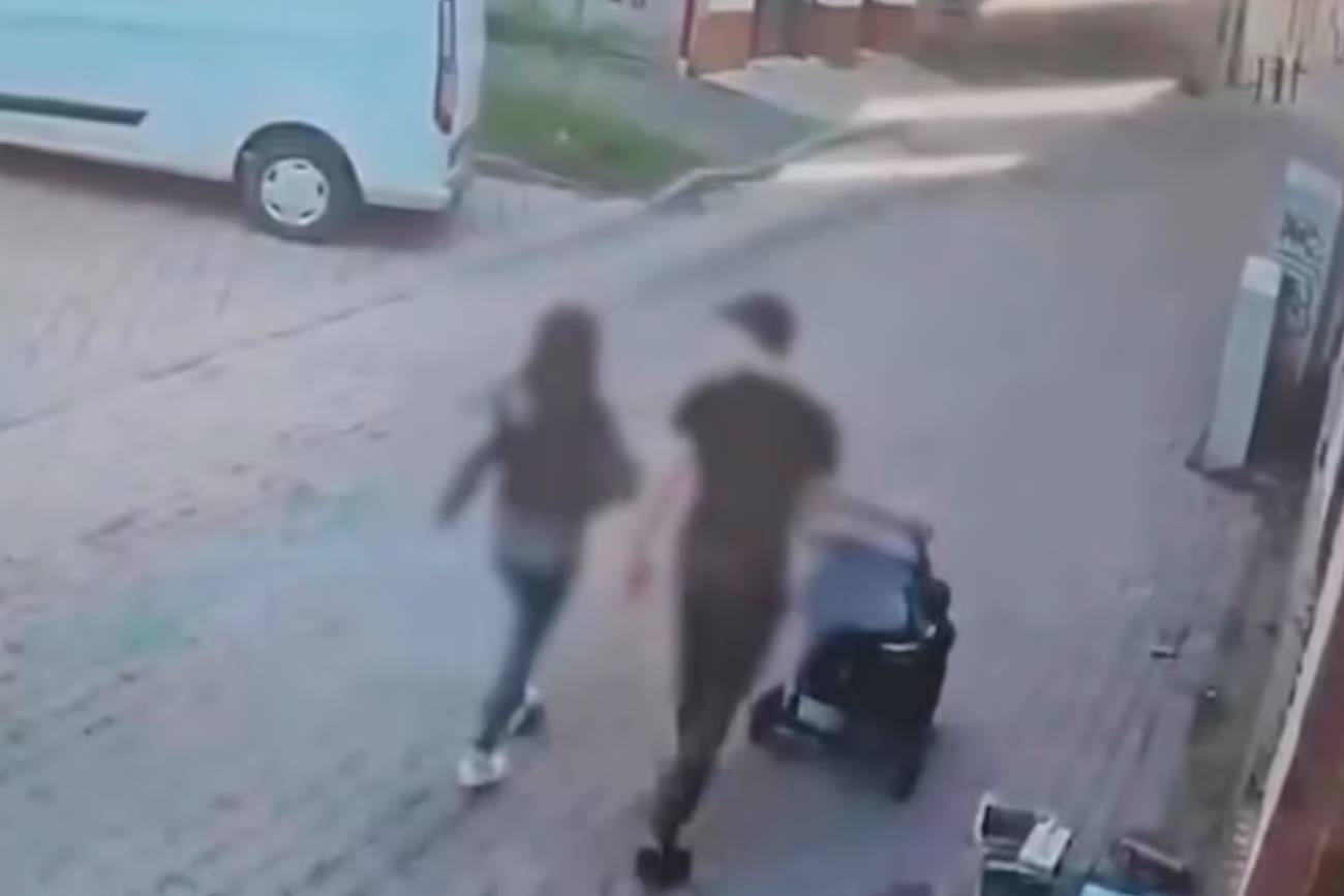 Kamienna Góra – katował partnerkę przy dziecku. Przechodnie nie pomogli