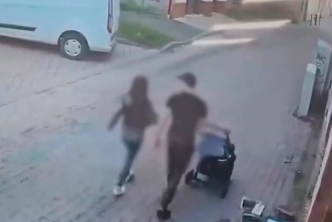 Kamienna Góra – katował partnerkę przy dziecku. Przechodnie nie pomogli