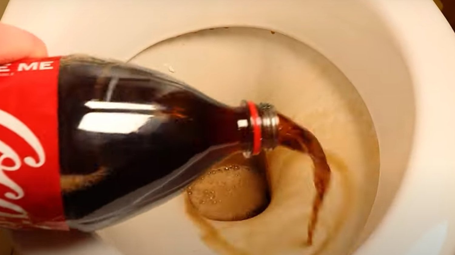 domowe sposoby zacieki kamień plamy w tolecie muszkli klozetowej coca cola soda boraks ocet domowe sposoby zacieki kamień plamy w tolecie muszkli klozetowej coca cola soda boraks ocet