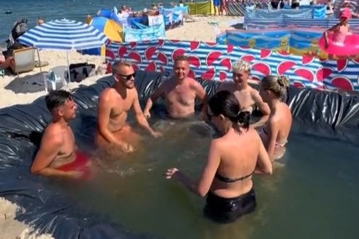 basen plaża filmik władysławowo tiktok policja kara wykroczenie