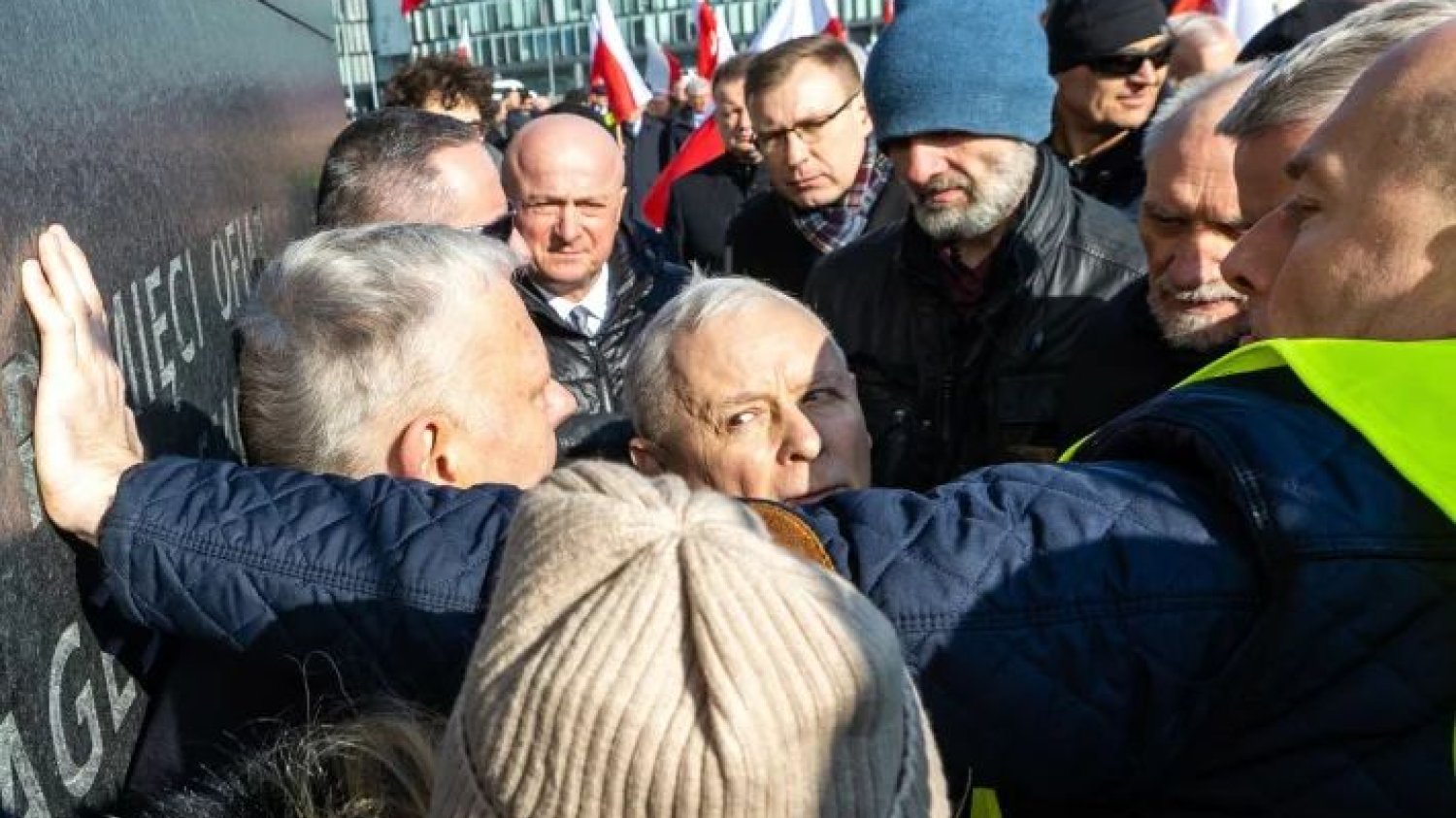 Jarosław Kaczyński może mieć kłopoty po miesięcznicy smoleńskiej 10 marca 2024.