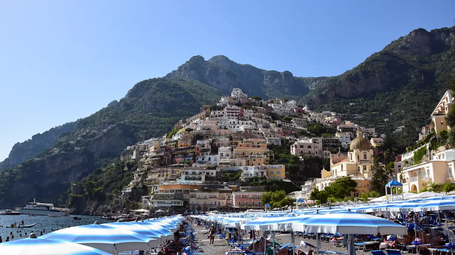 Positano na Wybrzeżu Amalfitańskim tak wygląda.