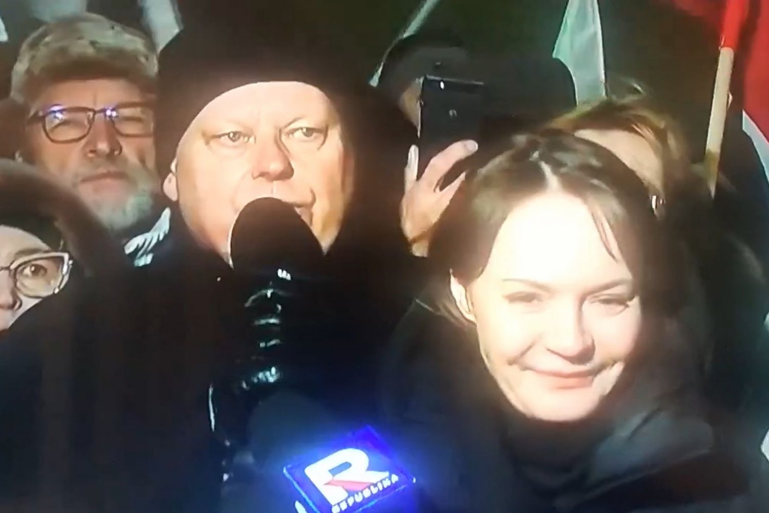 Marek Suski instruował Barbarę Kamińską, co ma mówić podczas wejścia na żywo w TV Republika.