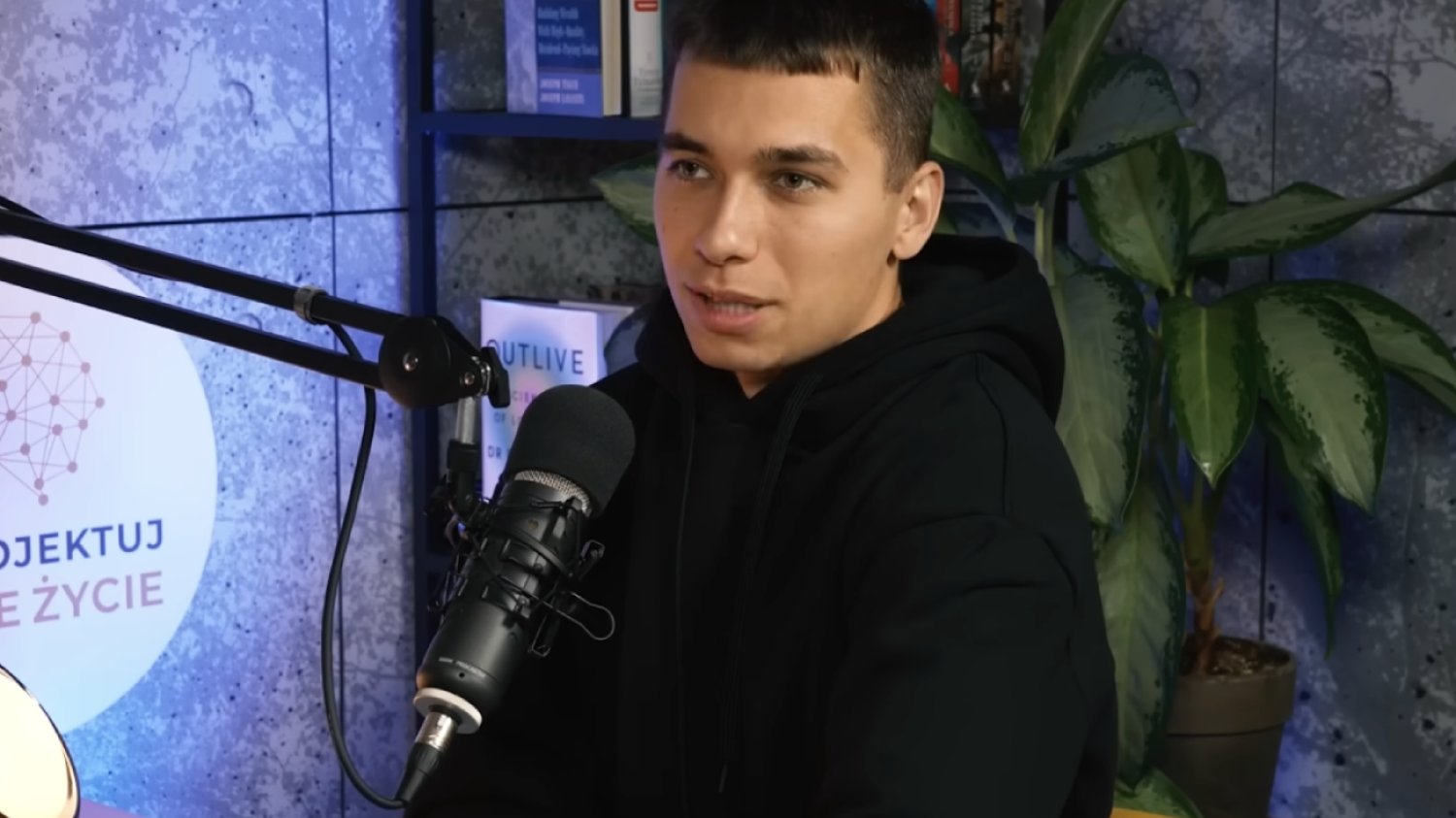 Friz ujawnił, ile zarabiają jego influencerzy. Kwoty zwalają z nóg