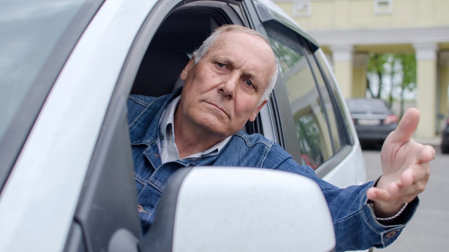Tarnobrzeg. Kierowca volkswagena uderzył pięścią w twarz kobietę / zdjęcie poglądowe.
