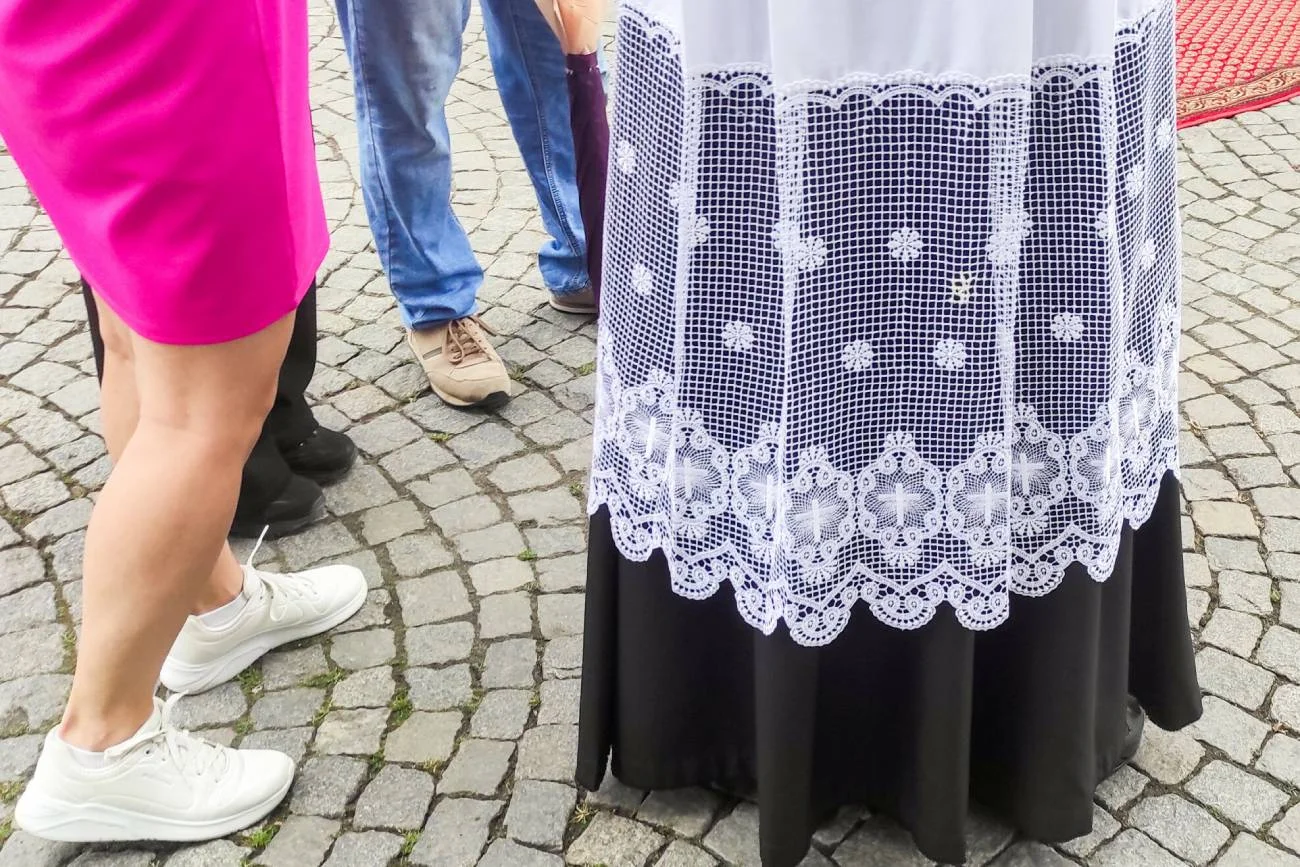 Ząbki – parafianie protestują przeciwko przeniesieniu księdza