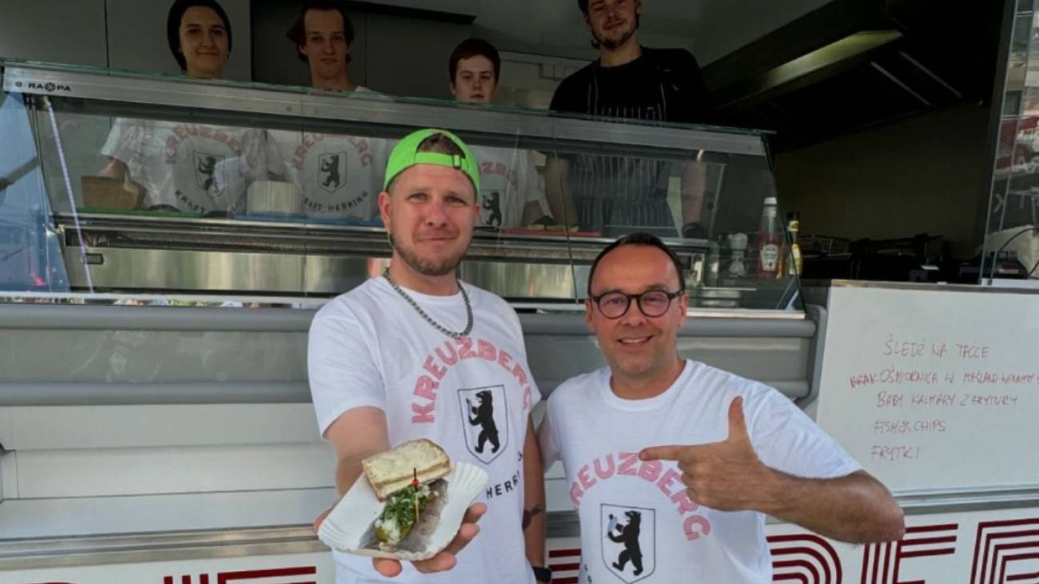 Filip Chajzer zdradził, ile można zarobić w jego kebabie