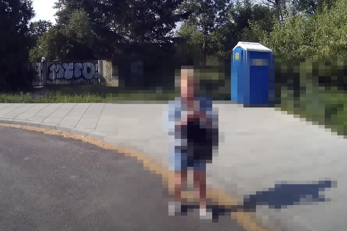 autobus kobieta kierowca przerwa nie chciał wpuścić film wideo ztm warszawa