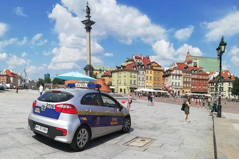 agresywny 8-latek straż miejska warszawa pogotowie
