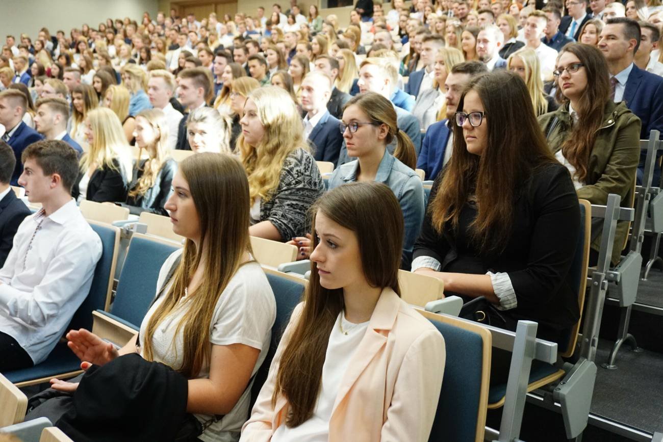 Rektor UW uznał, że im więcej osób studiuje, tym lepiej. Zgadzam się z nim