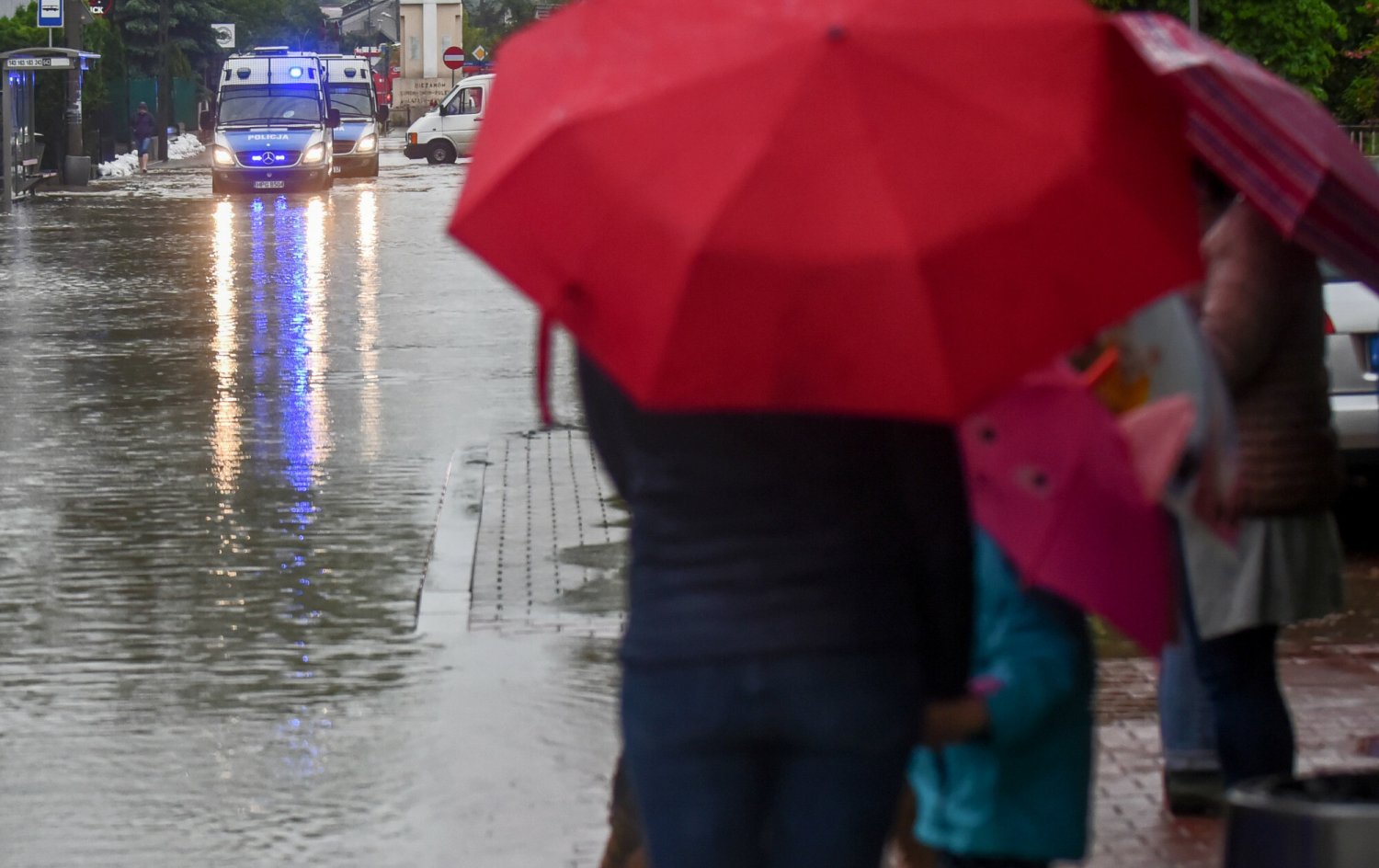 Synoptycy alarmują, że tak wysokiego stanu rzek nie było od 14 lat.