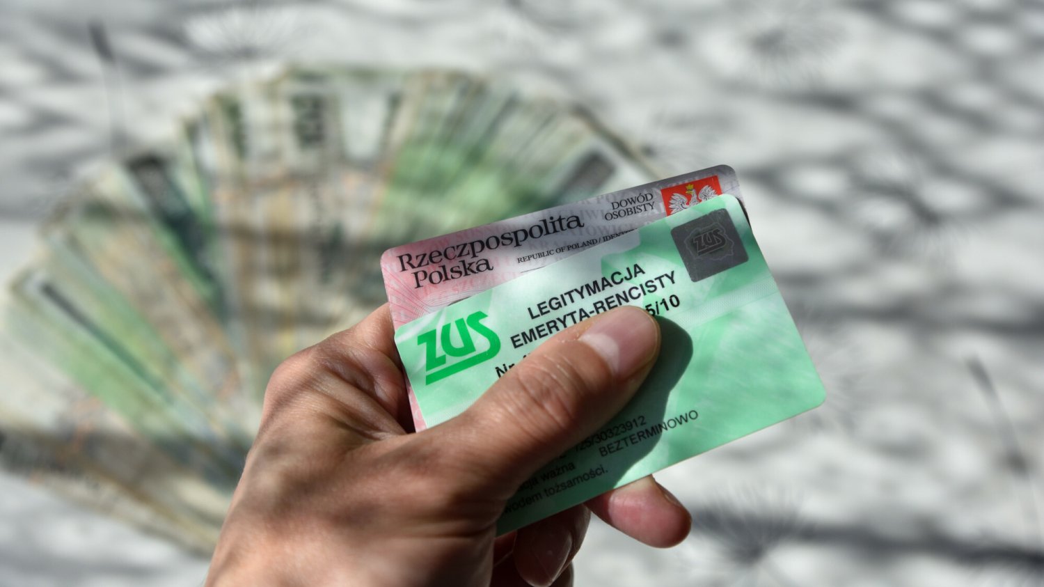 Kiedy zostanie wypłacona 14. emerytura? ZUS ujawnił szczegóły.