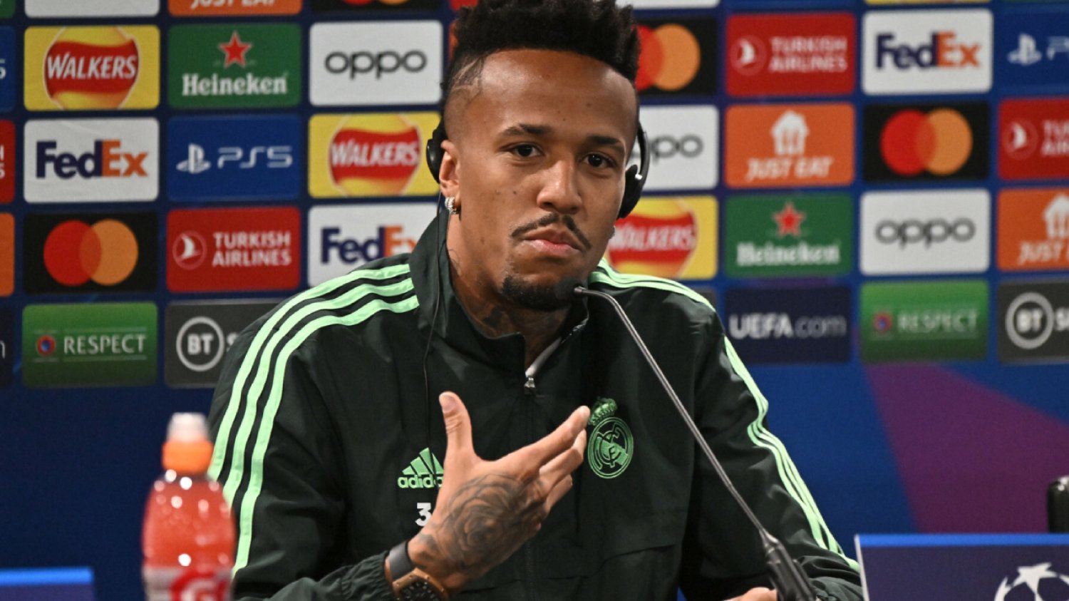Eder Militao, gwiazda Realu Madryt i Leo Pereira zamienili się partnerkami