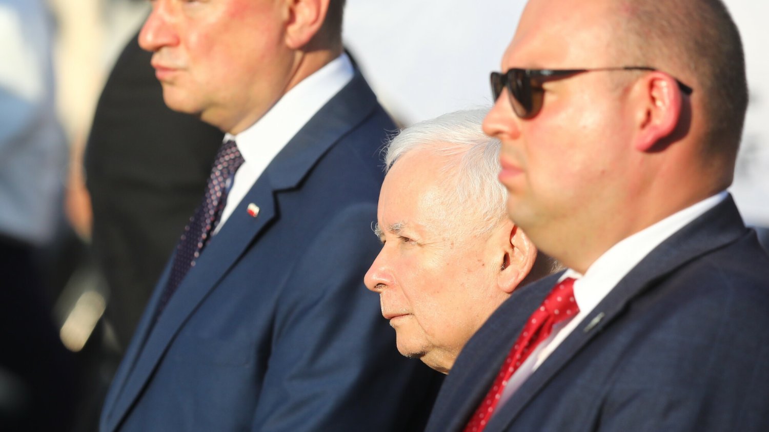 Ile wzrostu ma Jarosław Kaczyński? Odpowiedź może cię zaskoczyć.
