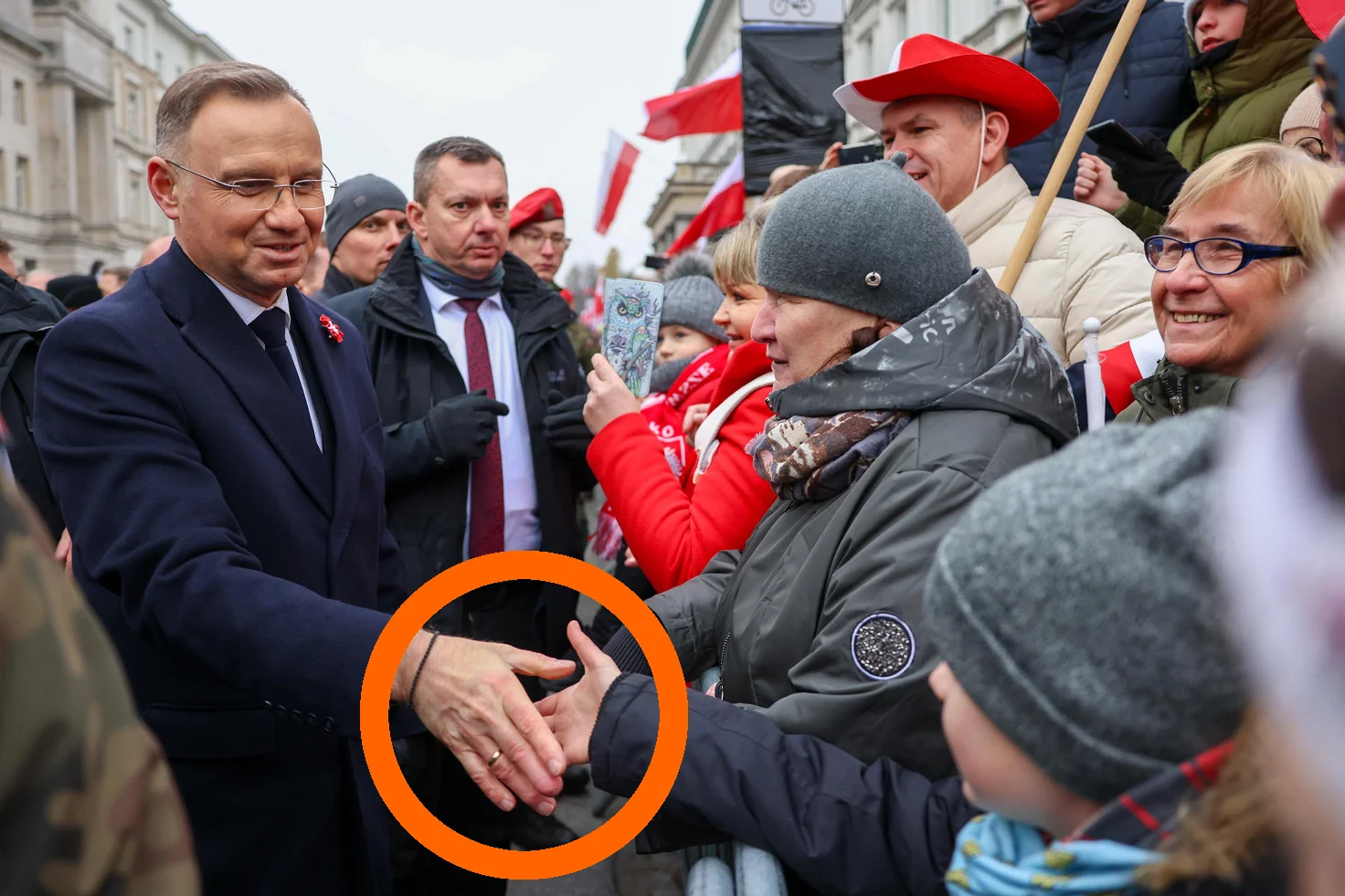 Andrzej Duda palec dłoń prezydent co się stało paznokieć wypadek kontuzja Andrzej Duda palec dłoń prezydent co się stało paznokieć wypadek kontuzja