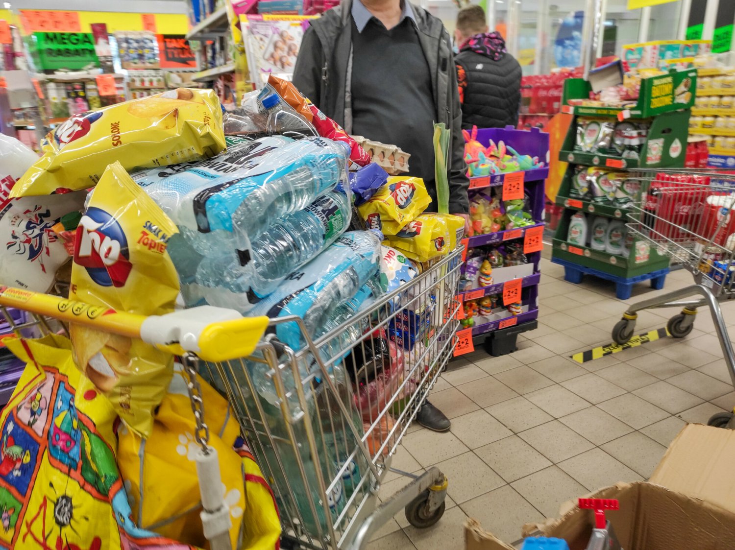 Nowa promocja Biedronki - "Im więcej kupujesz, tym więcej zyskujesz".