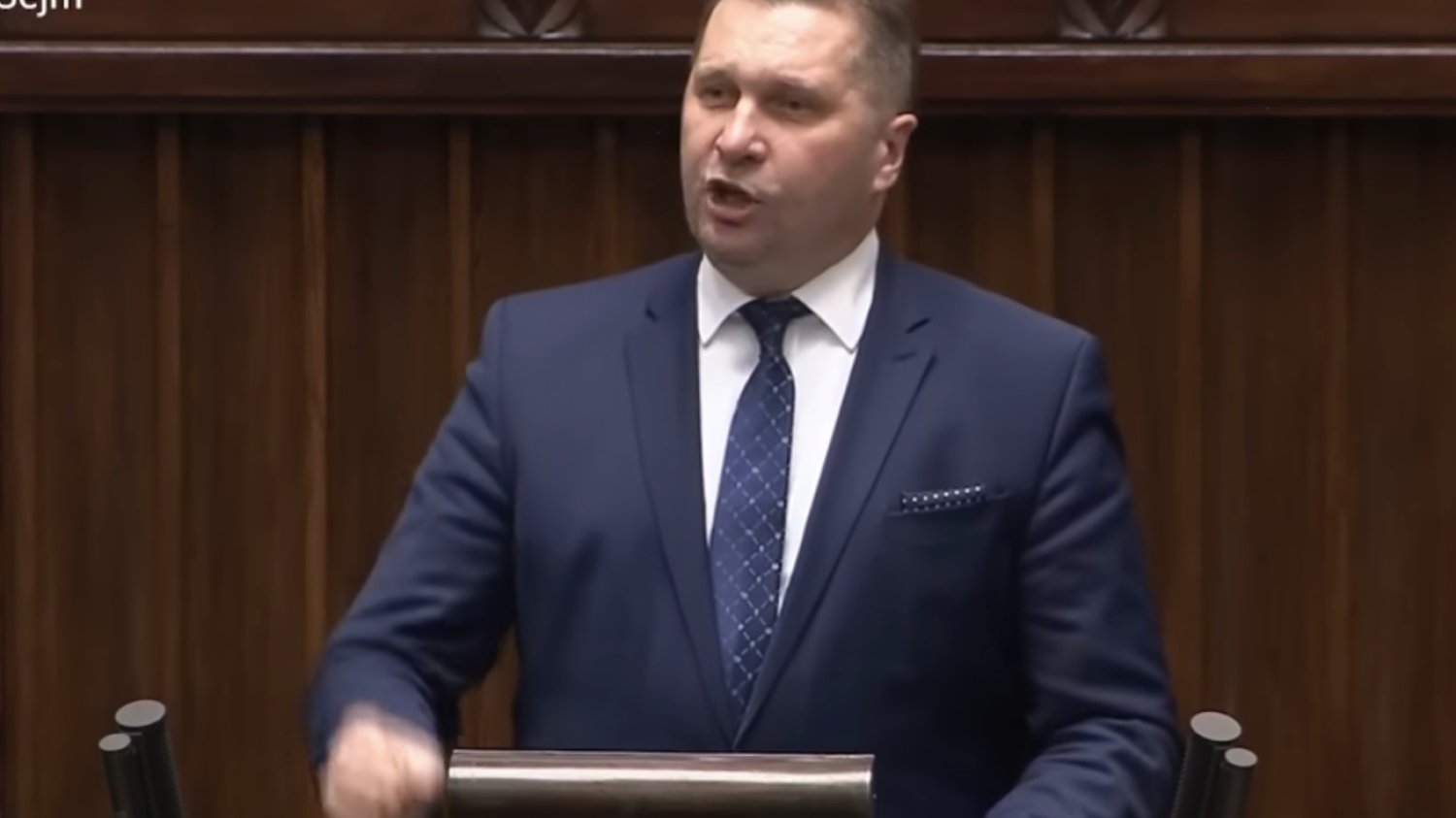 Przemysław Czarnek stracił młodo rodziców. Polityka PiS wychował ksiądz