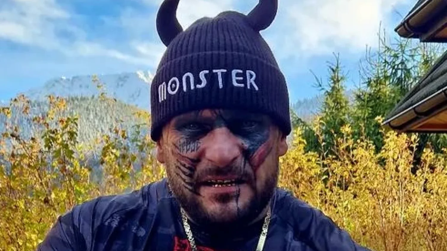 popek film wideo pies co zrobił gdzie jest raper