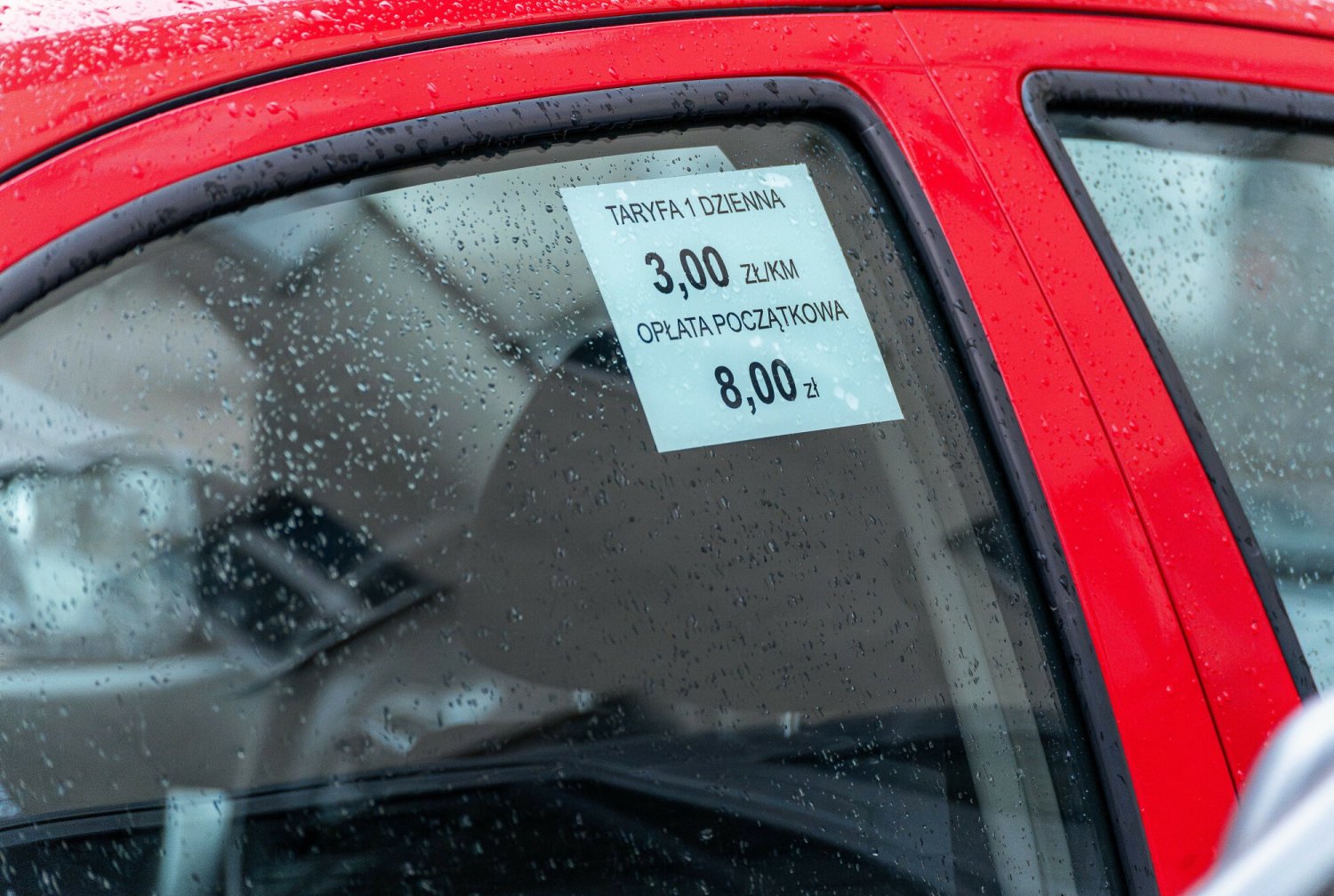 Horrendalny wzrost cen za przejazdy taksówką w Warszawie.