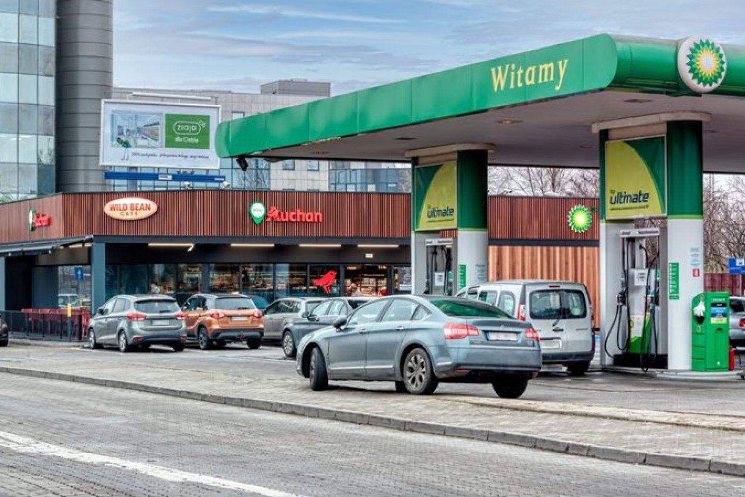 easy auchan stacje bp skley 24 na 7 handel w niedziele easy auchan stacje bp skley 24 na 7 handel w niedziele