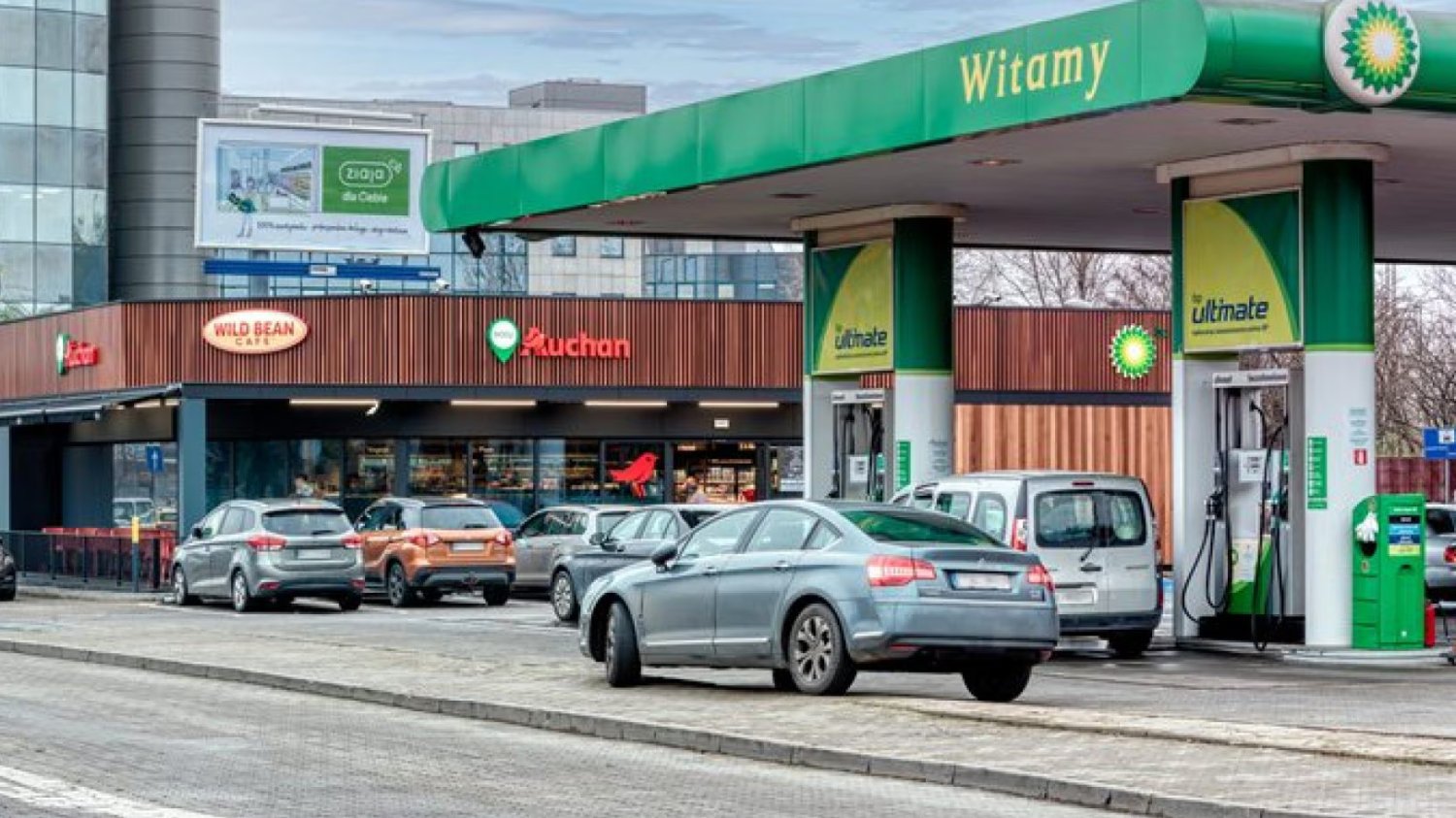 easy auchan stacje bp skley 24 na 7 handel w niedziele easy auchan stacje bp skley 24 na 7 handel w niedziele