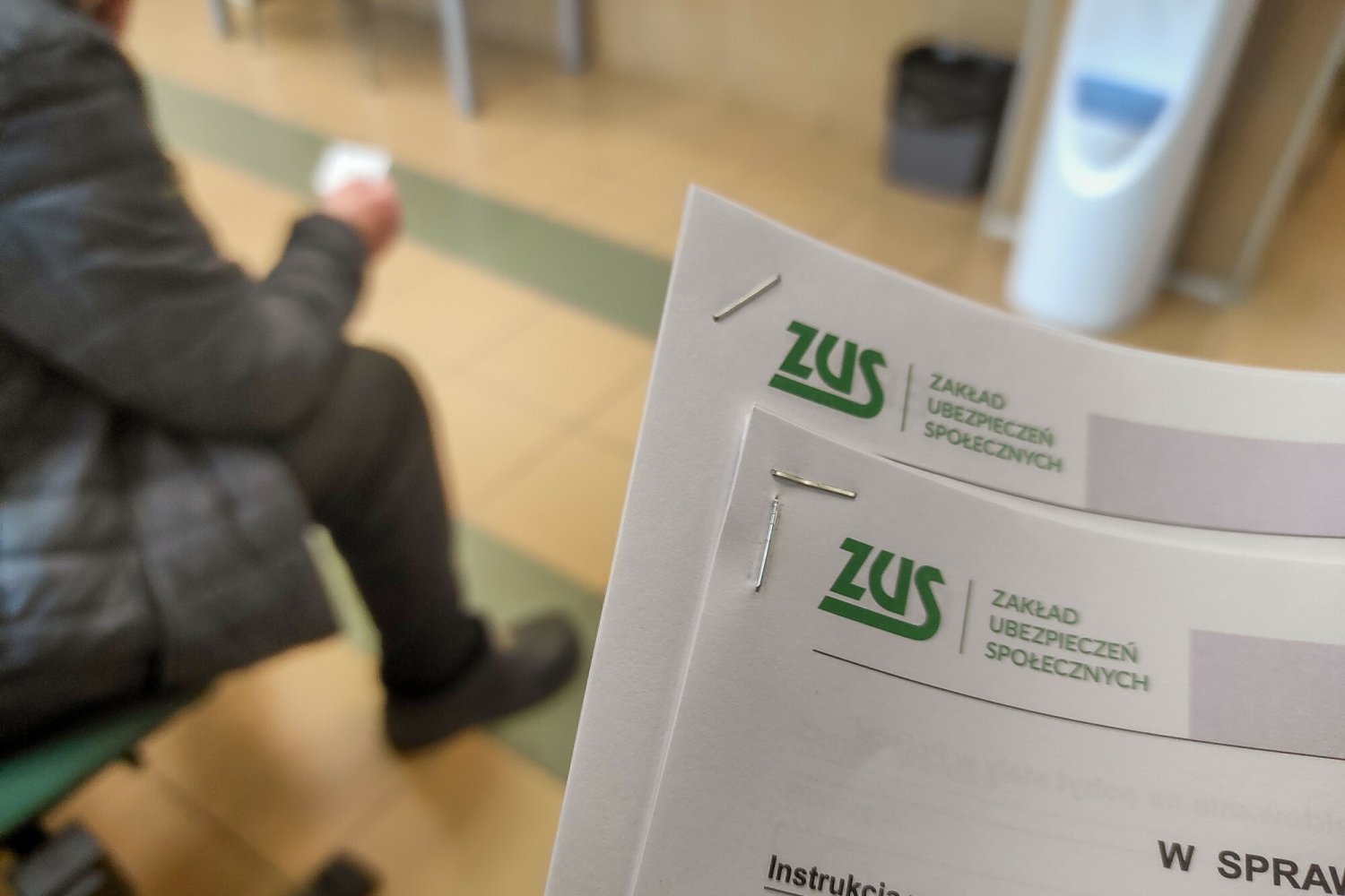 ZUS podał, o ile wzrosną w 2024 emerytury, renty i inne świadczenia.