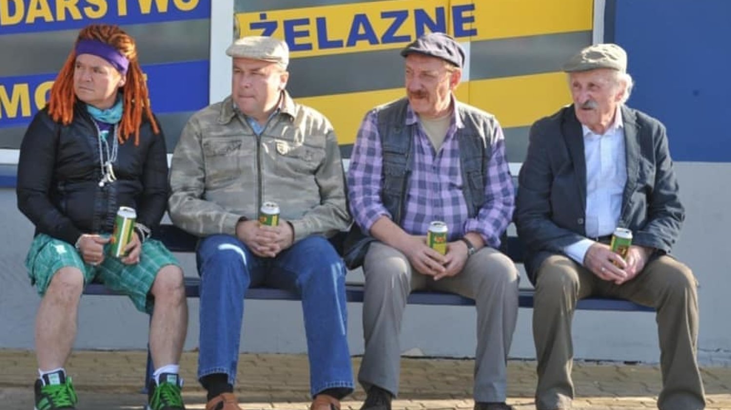 Co pili aktorzy na planie serialu "Ranczo"? Wielka tajemnica ujawniona